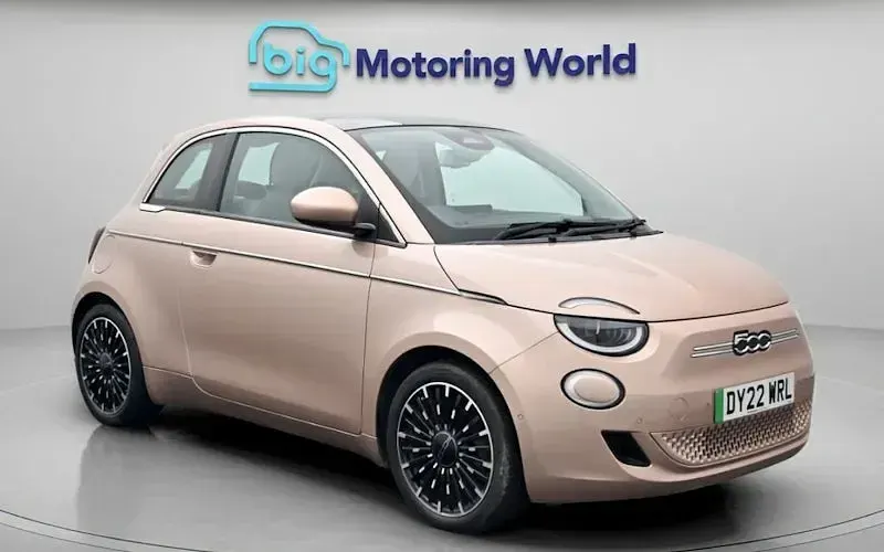 Used Fiat 500e La Prima 86 kW (118 HP) 2026 Hatchback