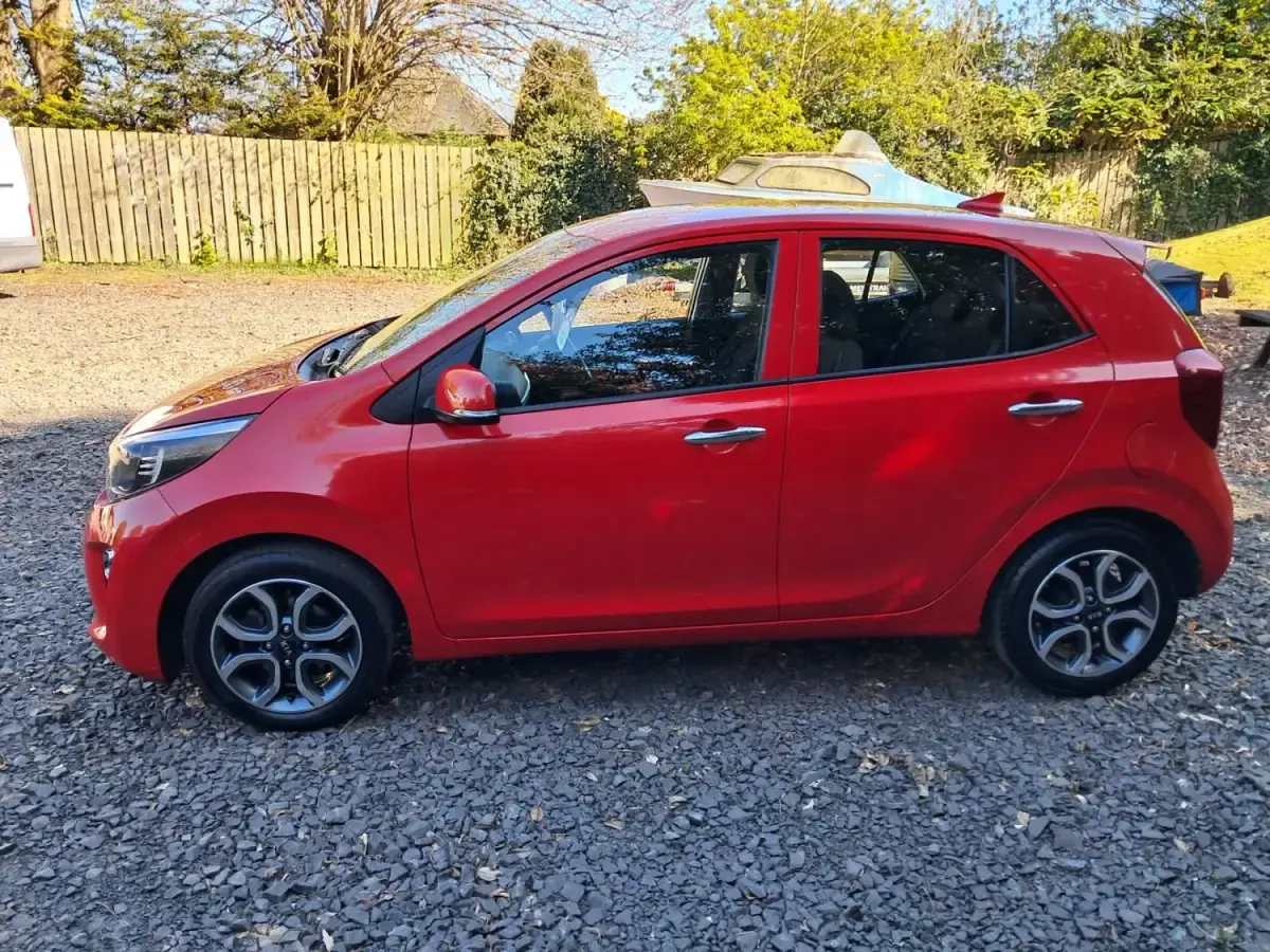 Begagnad Kia Picanto 2017 Röd Halvkombi