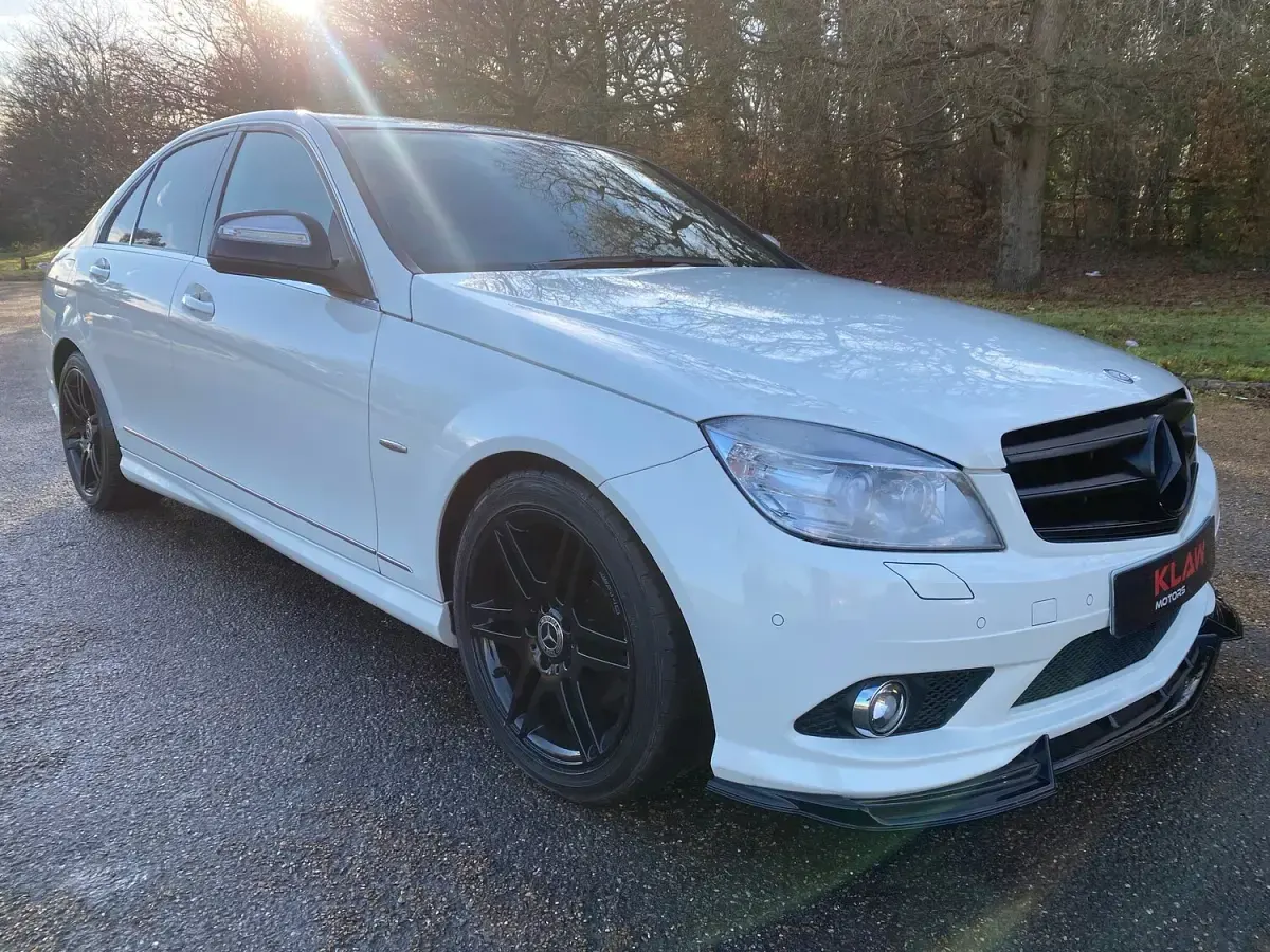 Used Mercedes C250 2008 White Sedan