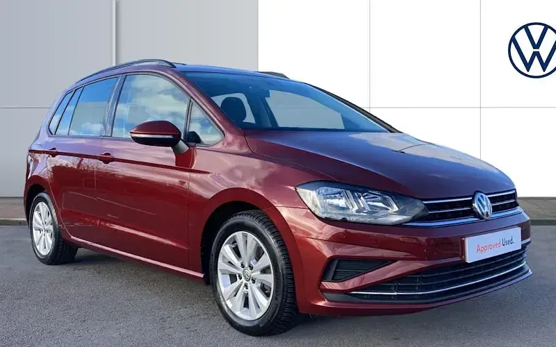 Second-hand VW Golf VII SE 131 CP (96 kW) 2018 Hatchback