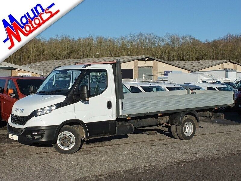 White Used 2022 Iveco Daily | £24,995 (A bit pricey) - Image 1/4