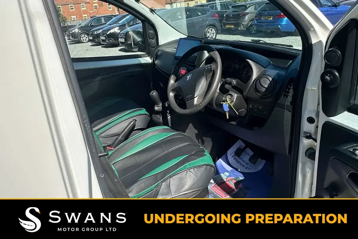 Used Peugeot Bipper 75 HP (55 kW) 2015 White MPV