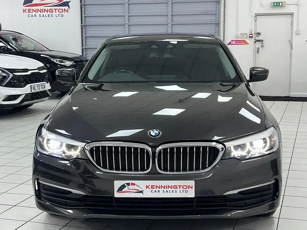 Used BMW 520 Sport Line 190 HP (139 kW) 2017 Brown Sedan
