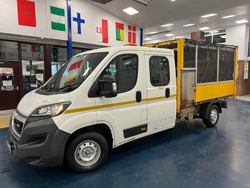 Used Peugeot Boxer 130 HP (95 kW) 2015 White Van