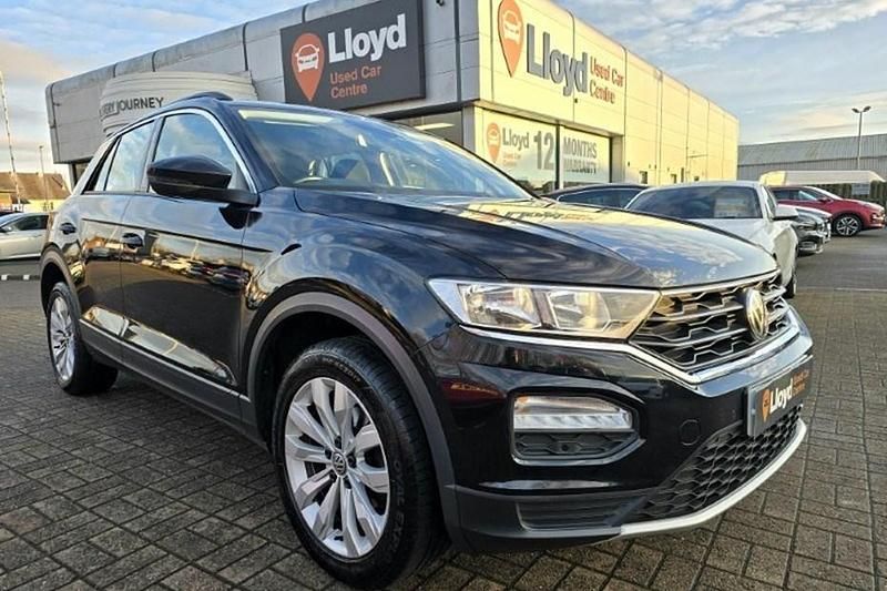 Black Used 2020 VW T-Roc SE SUV | £13,495 (Fair price) - Image 1/1