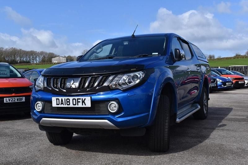 Used Mitsubishi L200 2018 Blue Pickup