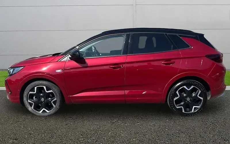 Used Vauxhall Grandland X Ultimate 224 HP (164 kW) 2024 Red SUV