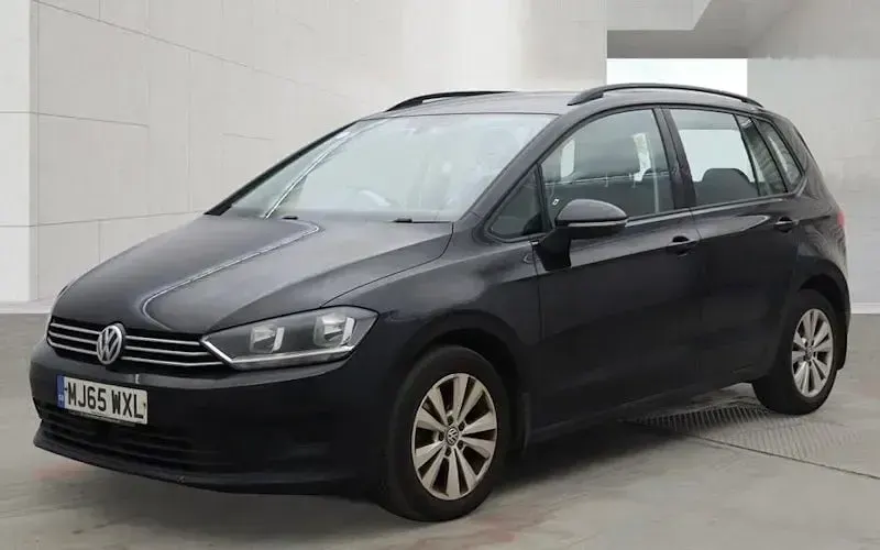 Used VW Golf VII SE 110 HP (80 kW) 2015 Black Hatchback