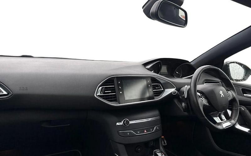 Used Peugeot 308 GT-line 131 HP (96 kW) 2019 Black Hatchback