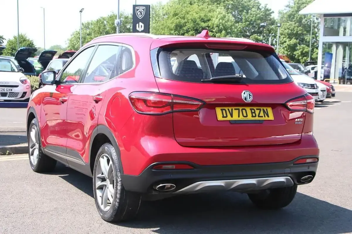Used MG HS Exclusive 258 HP (189 kW) 2020 Red SUV