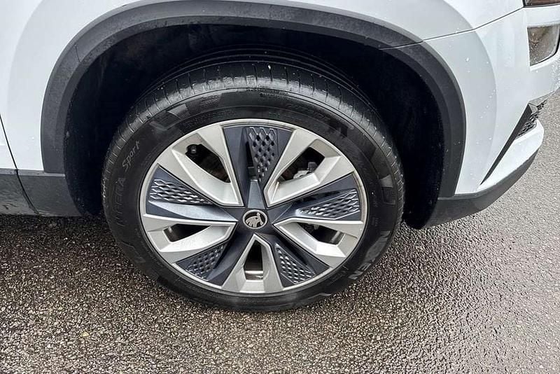 Used Skoda Karoq SE L 150 HP (110 kW) 2025 Moon white metallic SUV