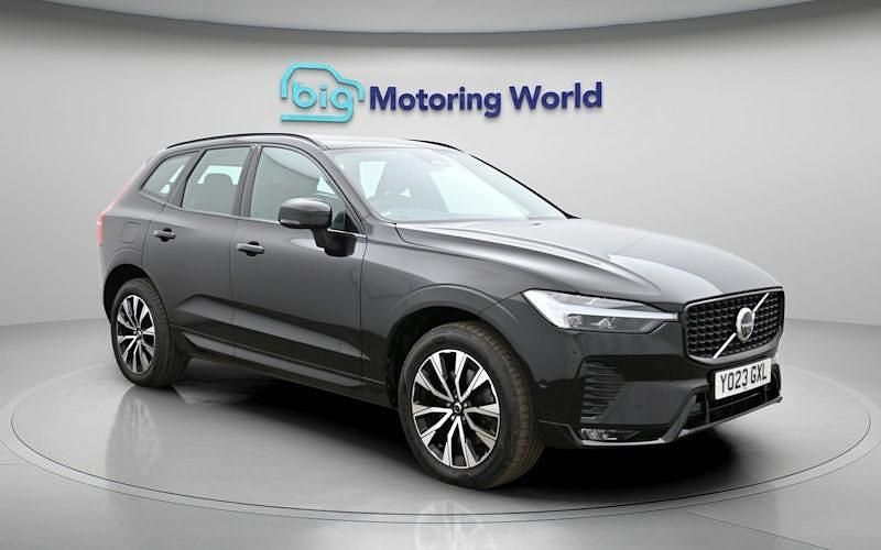 Usado Volvo XC60 Plus 250 HP (183 kW) 2023 Preto SUV