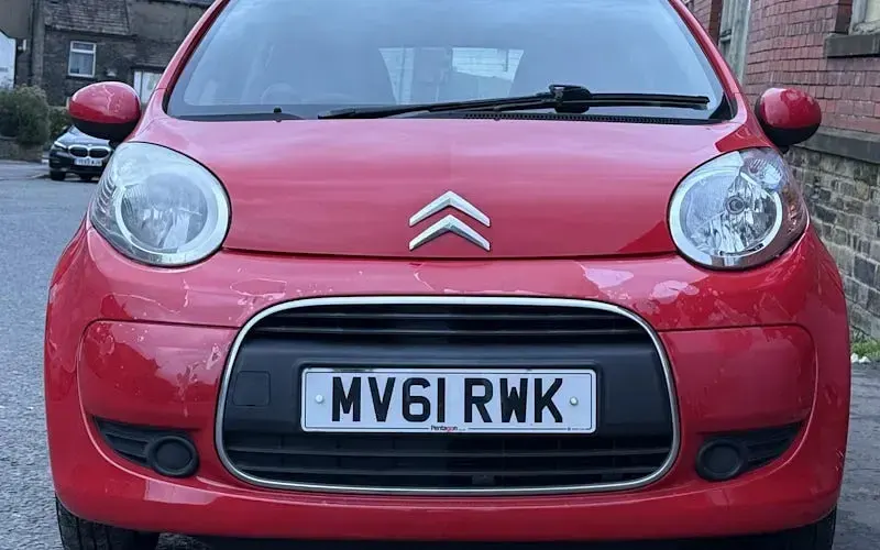 Used Citroën C1 VTR Sport 69 HP (50 kW) 2011 Red Hatchback