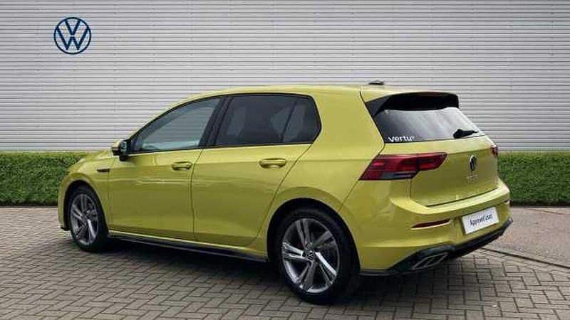 Używany VW Golf VII R-line 150 KM (110 kW) 2021 Hatchback