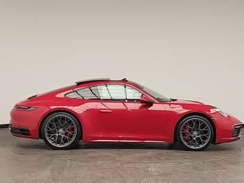 Used Porsche 911 450 HP (330 kW) 2019 Red Coupe