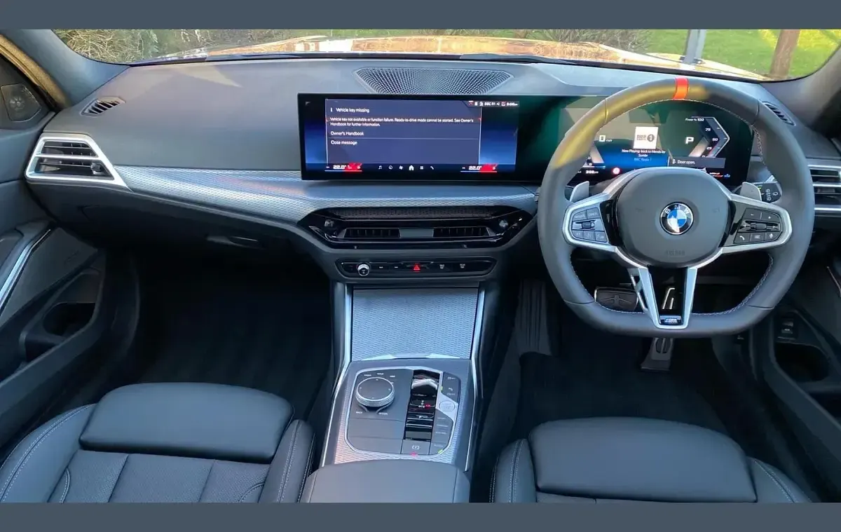Usado BMW 502 M Sport 386 CV (283 kW) 2026 Azul Familiar