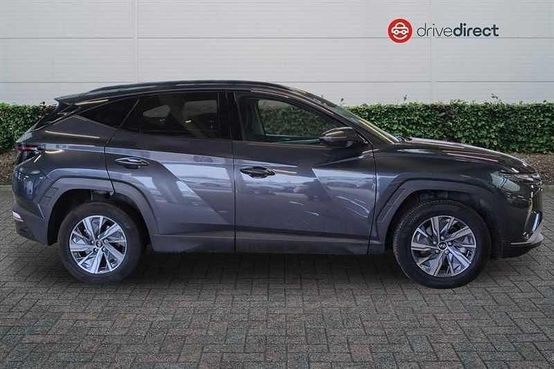 Used Hyundai Tucson SE 230 HP (169 kW) 2023 Grey SUV