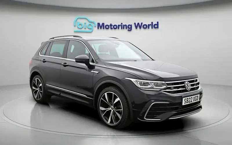 Used VW Tiguan R-line 150 HP (110 kW) 2022 Black SUV