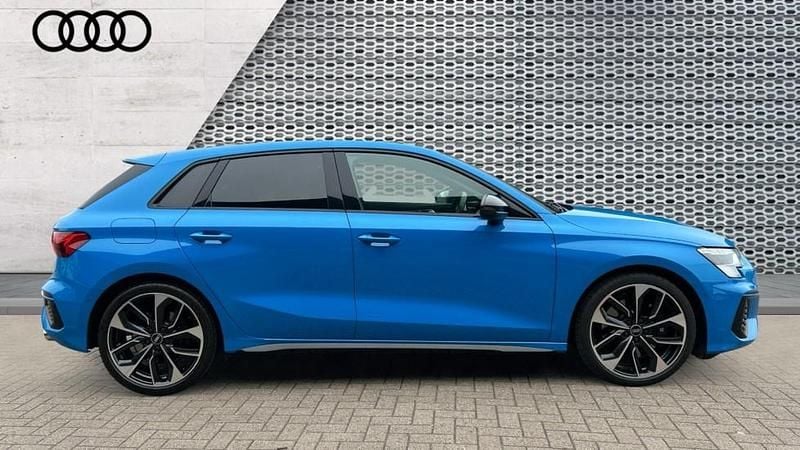 Used Audi A3 Comfort 310 HP (228 kW) 2023 Blue Sedan