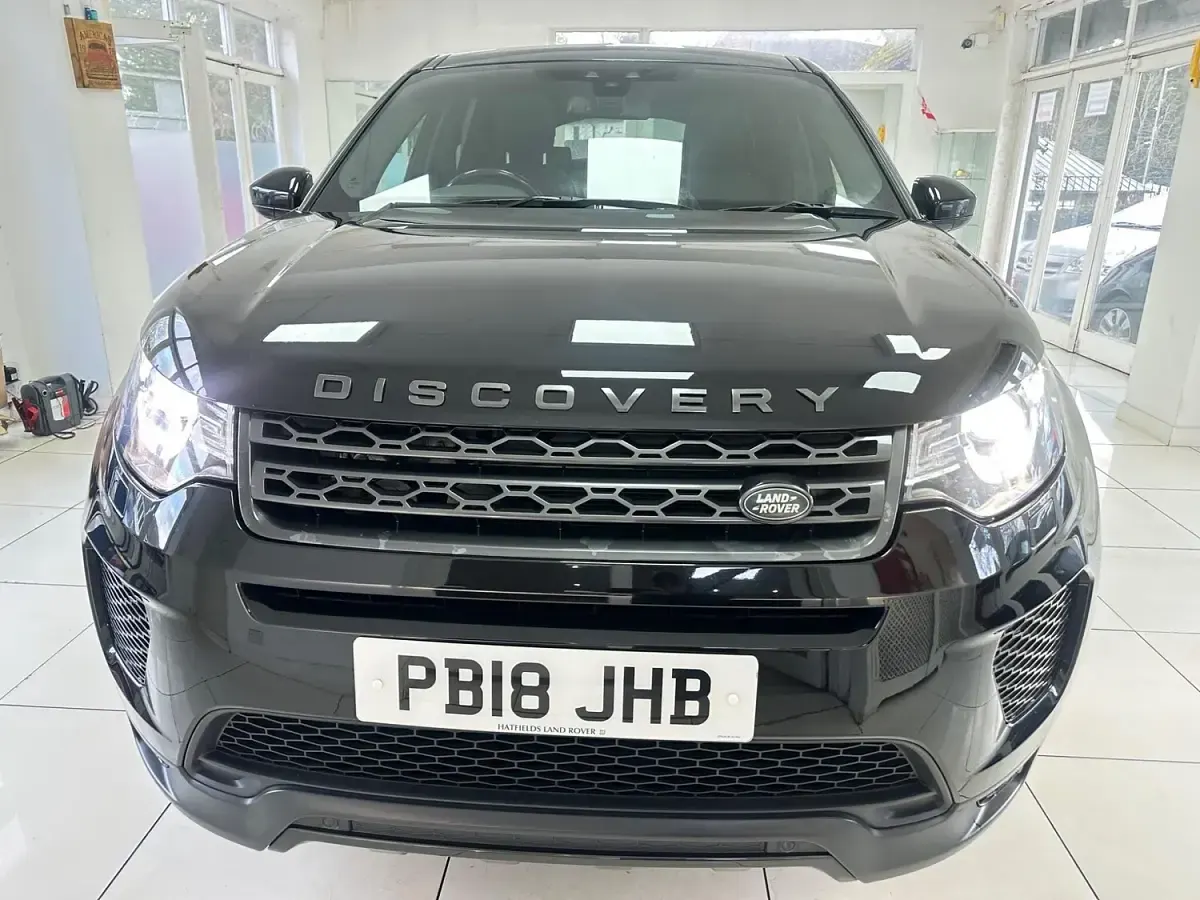 Used Land Rover Discovery 5 Landmark 2018 Black SUV