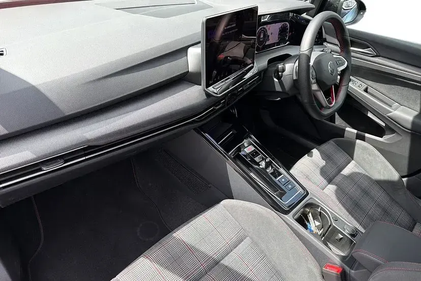 Used VW Golf VIII GTI 265 HP (194 kW) 2026 Grenadilla black Hatchback