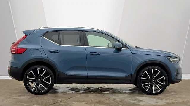 Used Volvo XC40 Ultra 161 HP (118 kW) 2025 SUV