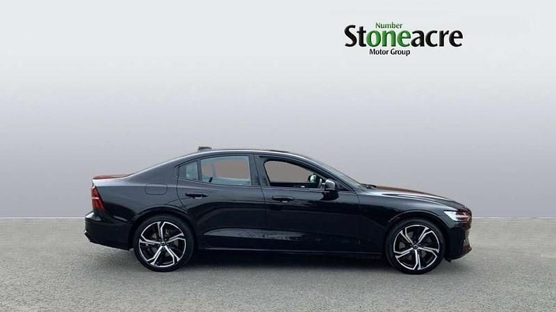 Used Volvo S60 Plus 247 HP (181 kW) 2023 Black Sedan