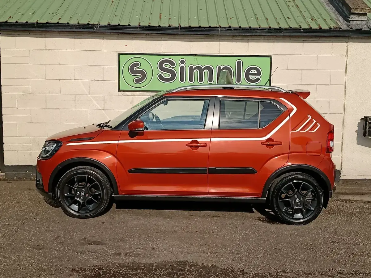 Used Suzuki Ignis SZ5 90 HP (66 kW) 2017 Orange/black SUV
