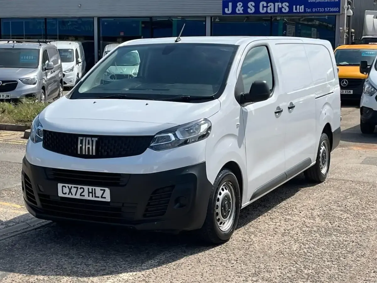 Used Fiat Scudo 145 HP (106 kW) 2022 White Van