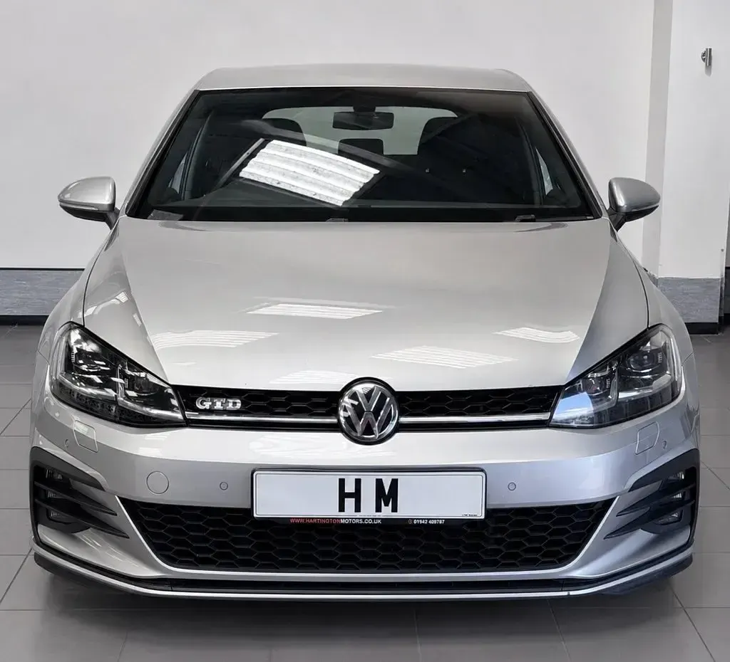 Used VW Golf VII GTD 184 HP (135 kW) 2017 Silver Hatchback