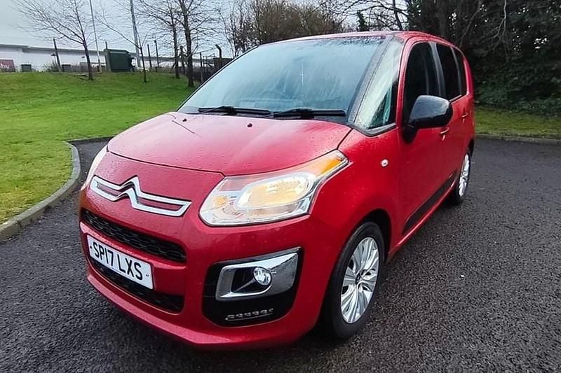 Used Citroën C3 Picasso PureTech 110 HP (80 kW) 2017 Red MPV