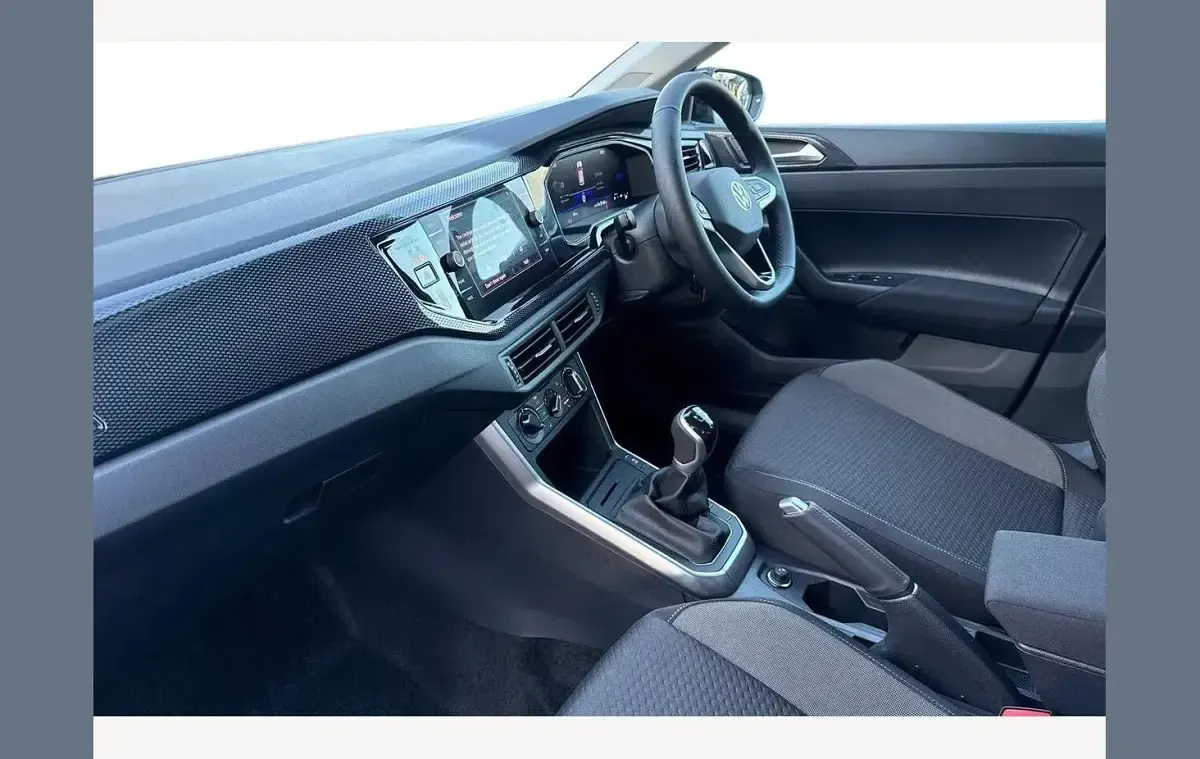 New VW Polo Match 95 HP (69 kW) 2025 Black Hatchback