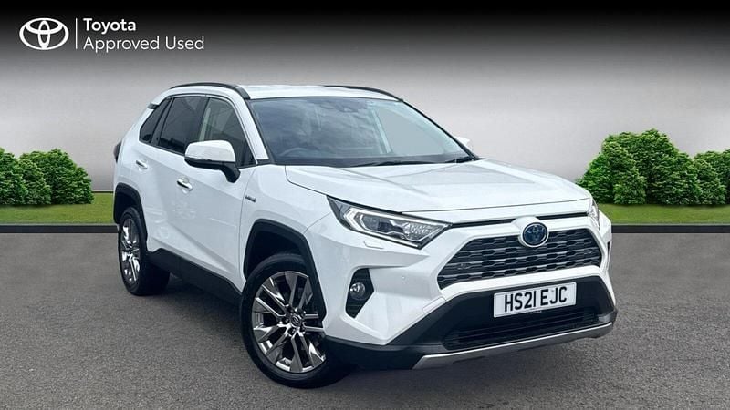 Used Toyota RAV4 Hybrid 218 HP (160 kW) 2021 Pure white SUV