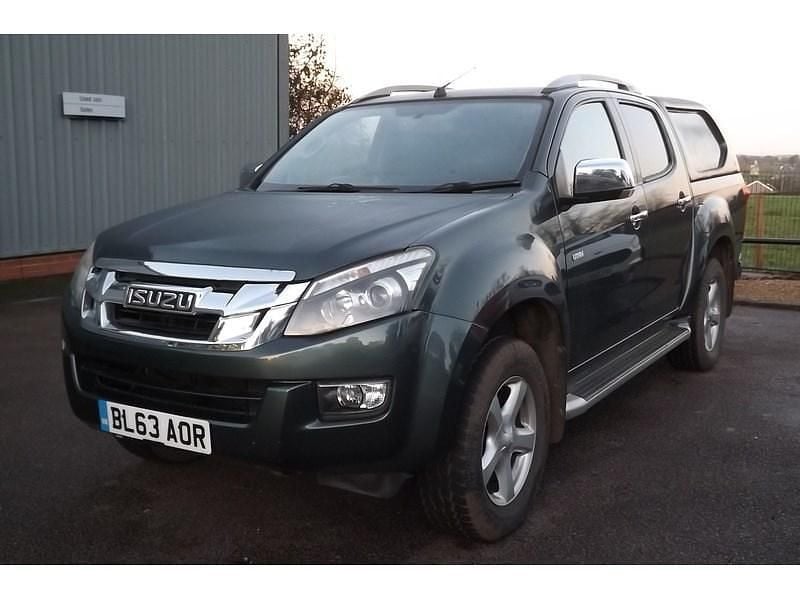 Green Used 2014 Isuzu D-Max Pickup | £9,995 (Super price) - Image 1/3