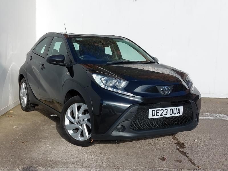 Black Used 2023 Toyota Aygo PURE Hatchback | £12,998 (Fair price) - Image 1/4
