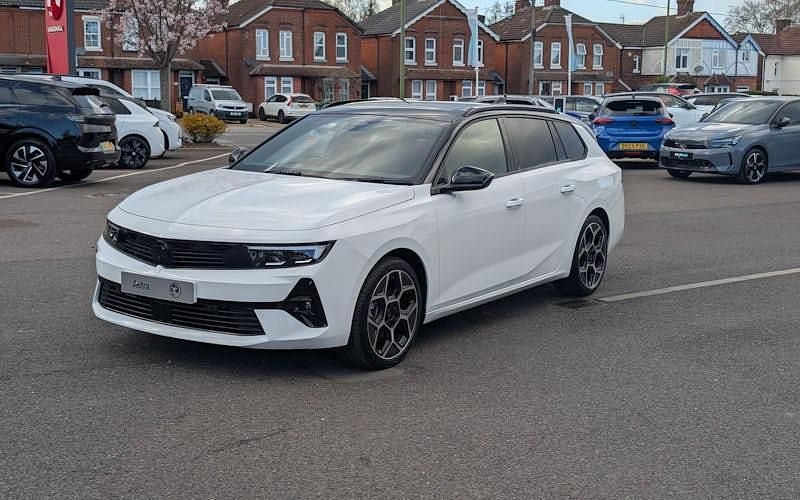 New Vauxhall Astra Ultimate 131 HP (96 kW) 2025 Estate