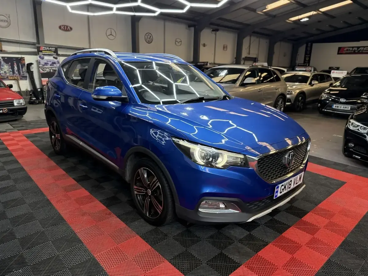 Used MG ZS Exclusive 106 HP (77 kW) 2018 Blue SUV