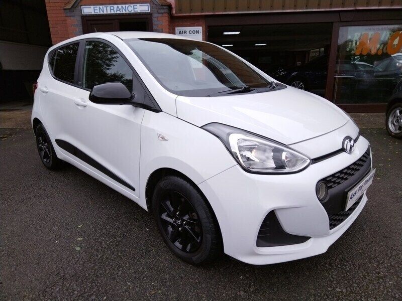 White Used 2018 Hyundai i10 GO! Hatchback | £8,495 (Fair price) - Image 1/4