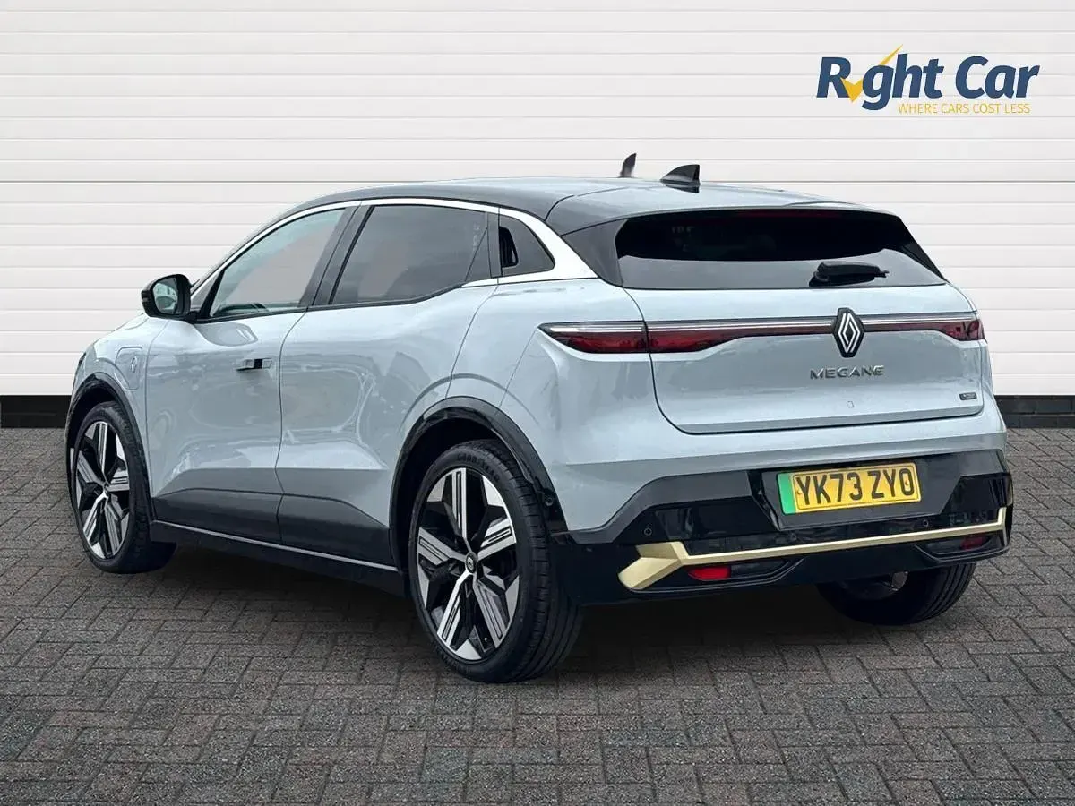 Used Renault Megane E-Tech Iconic 160 kW (218 HP) 2023 Grey/black Hatchback