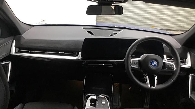 Used BMW iX2 M Sport 147 kW (201 HP) 2025 Blue SUV