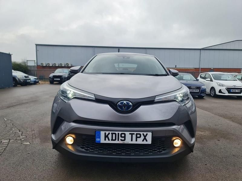 Used Toyota C-HR 122 HP (89 kW) 2019 Silver SUV