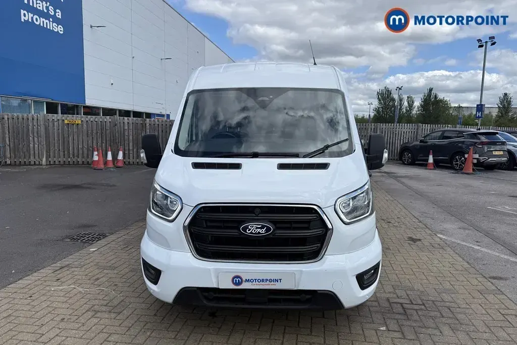 Second-hand Ford Transit Limited 165 CP (121 kW) 2024 Alb Van