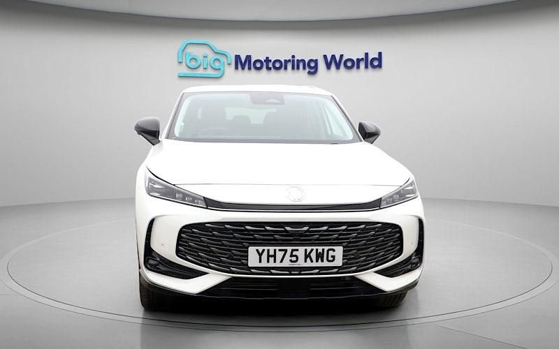 Used MG HS Trophy 224 HP (164 kW) 2025 White SUV