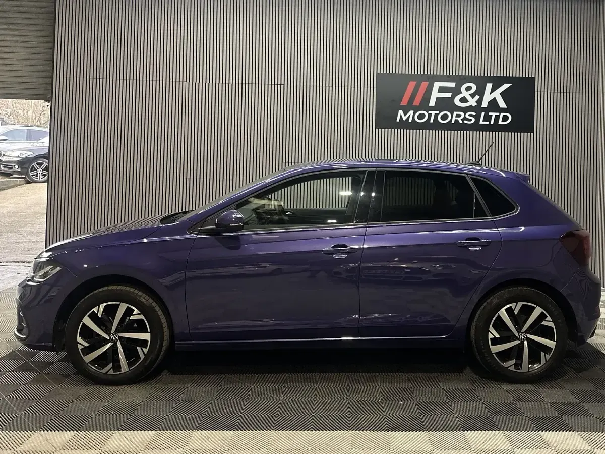 Used VW Polo Match 95 HP (69 kW) 2024 Purple Hatchback