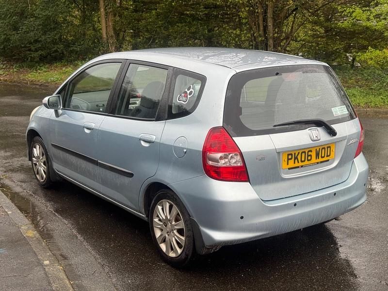 Used Honda Jazz SE 83 HP (61 kW) 2006 Blue Hatchback