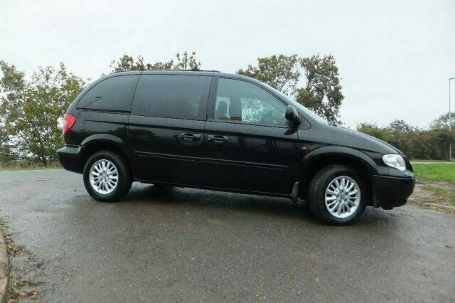 Used Chrysler Voyager 148 HP (108 kW) 2005 MPV