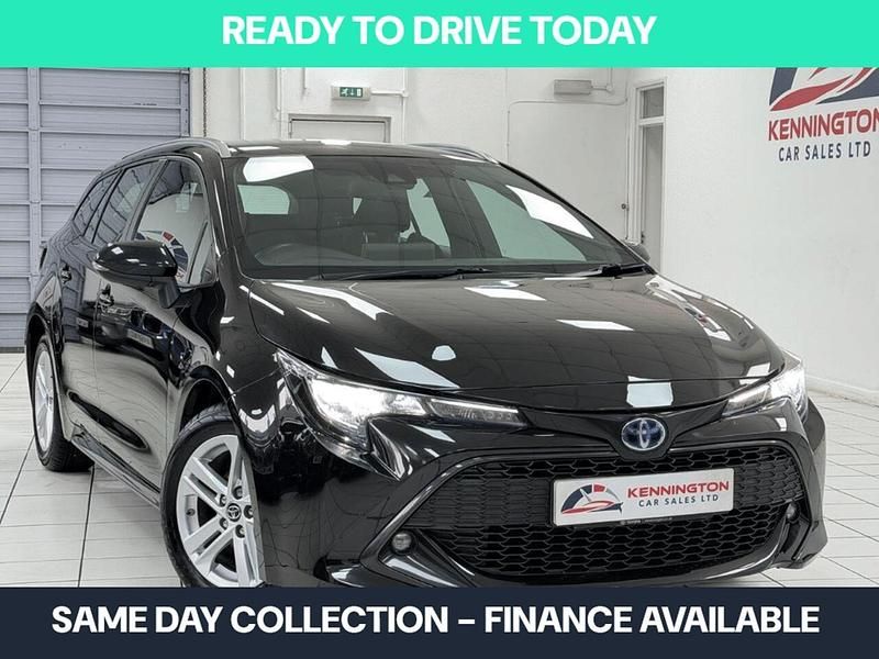 Usado Toyota Corolla 2023 Preto Carrinha