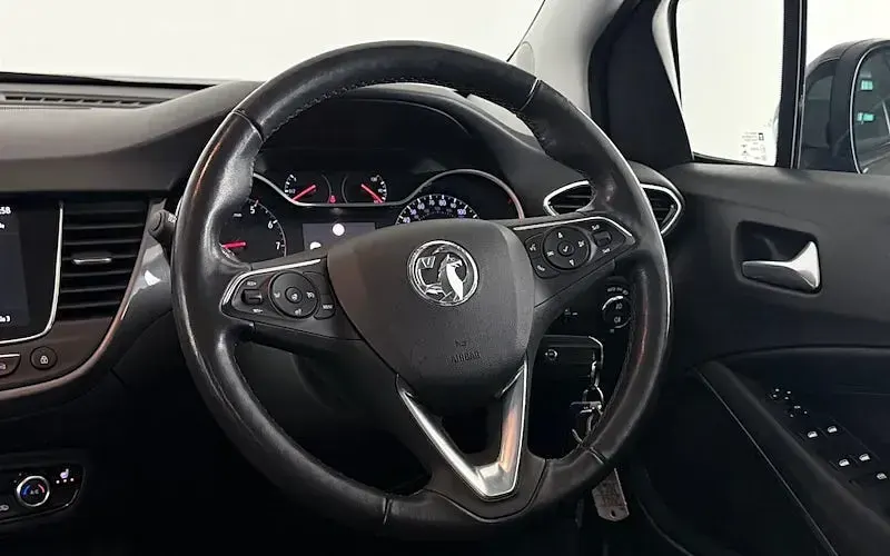 Used Vauxhall Crossland Elite 110 HP (80 kW) 2021 Grey SUV