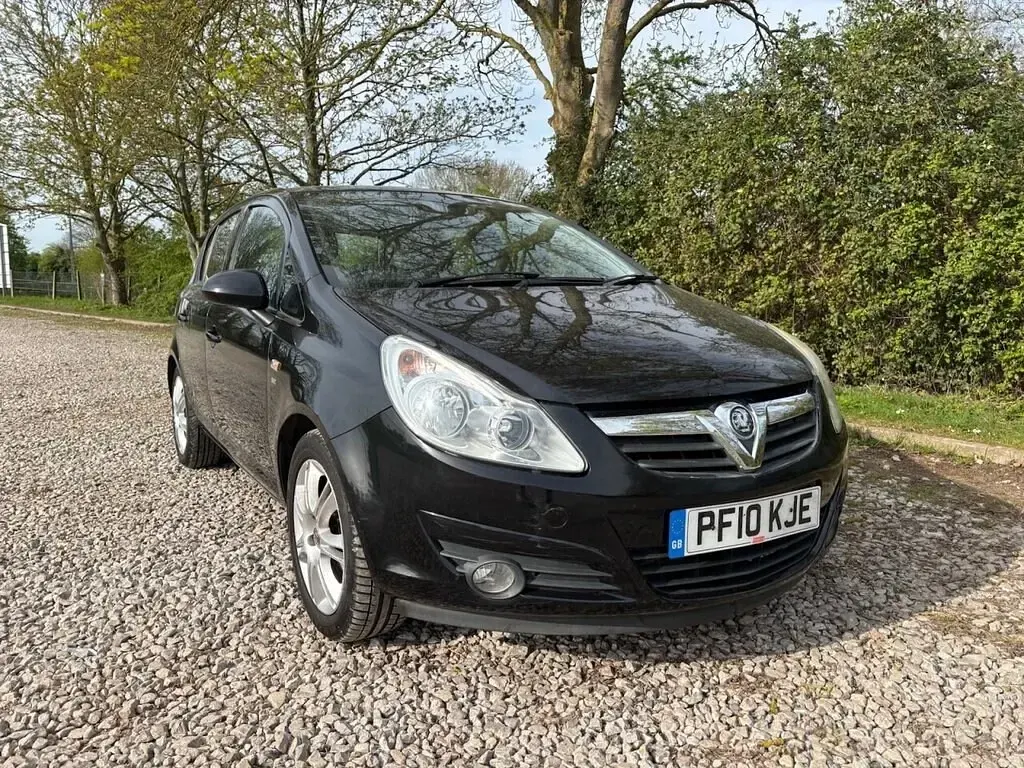 Used Vauxhall Corsa 99 HP (72 kW) 2010 Black Hatchback