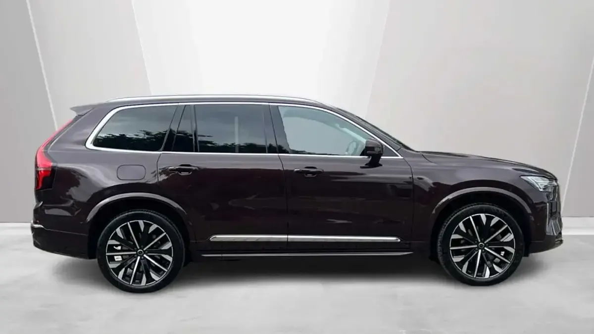 Used Volvo XC90 Ultra 247 HP (181 kW) 2025 SUV